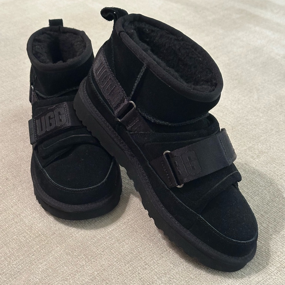 UGG Classic Ultra Mini Hybrid Booties